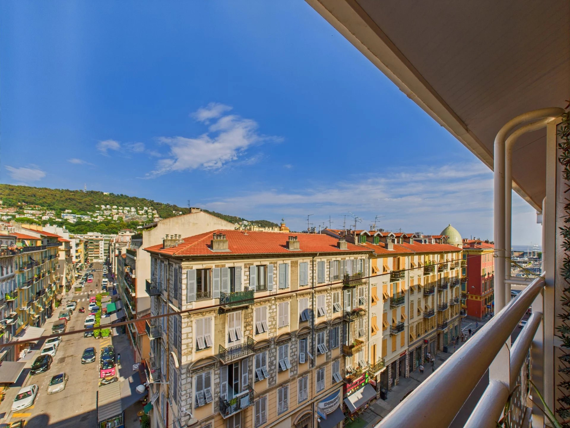 4 pièces Duplex 190m² dernier étage – Rue François Guisol NICE Le Port