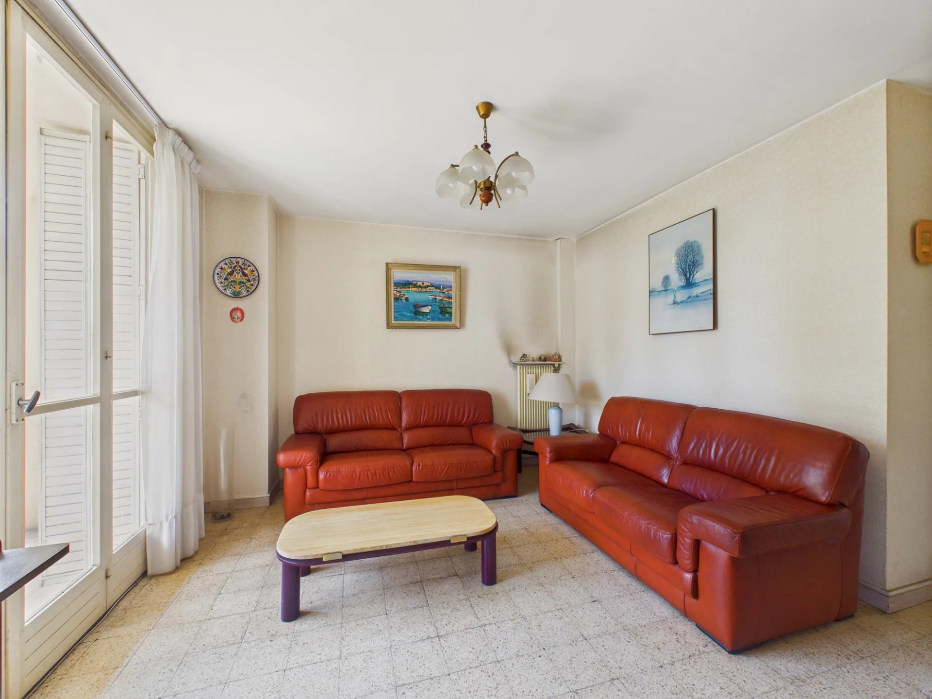 Appartement 4 pièces Balcons – 64m² – Cave – Parking Collectif – Av Desiree Clary – NICE