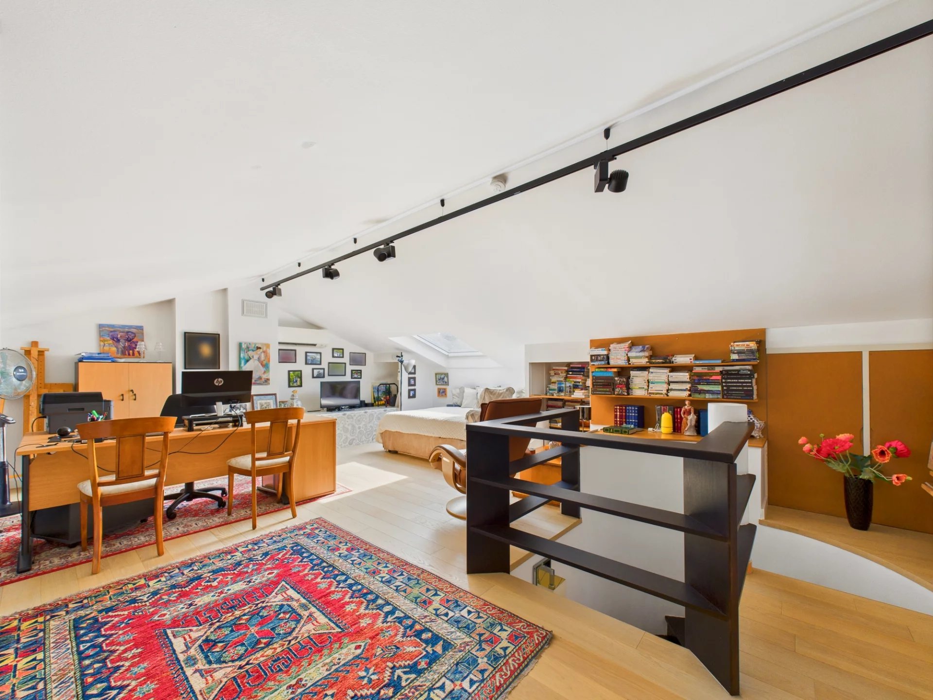 4 pièces Duplex 190m² dernier étage – Rue François Guisol NICE Le Port