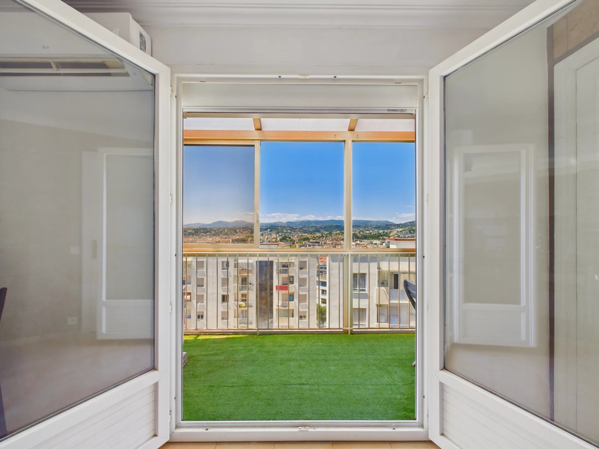 Appartement 2 pièces – Bd du Mont Boron NICE