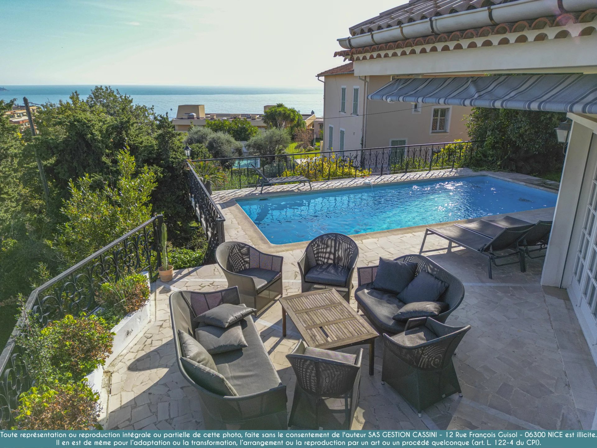 VILLA DE LUXE 326m² PISCINE GARAGE NOMBREUX PARKINGS – NICE FABRON/LANTERNE