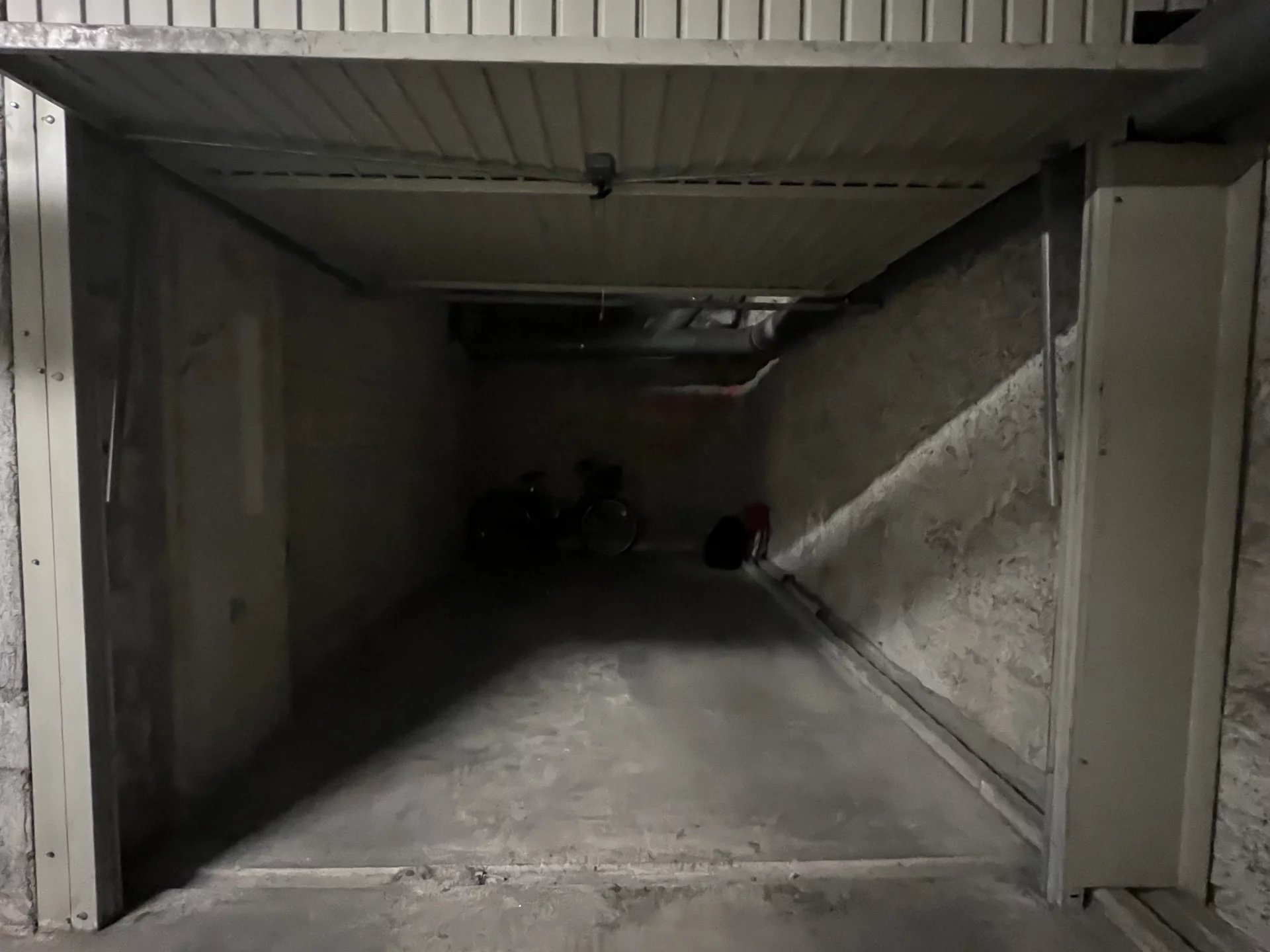 Garage Fermé – rue François Guisol – PORT NICEA – NICE