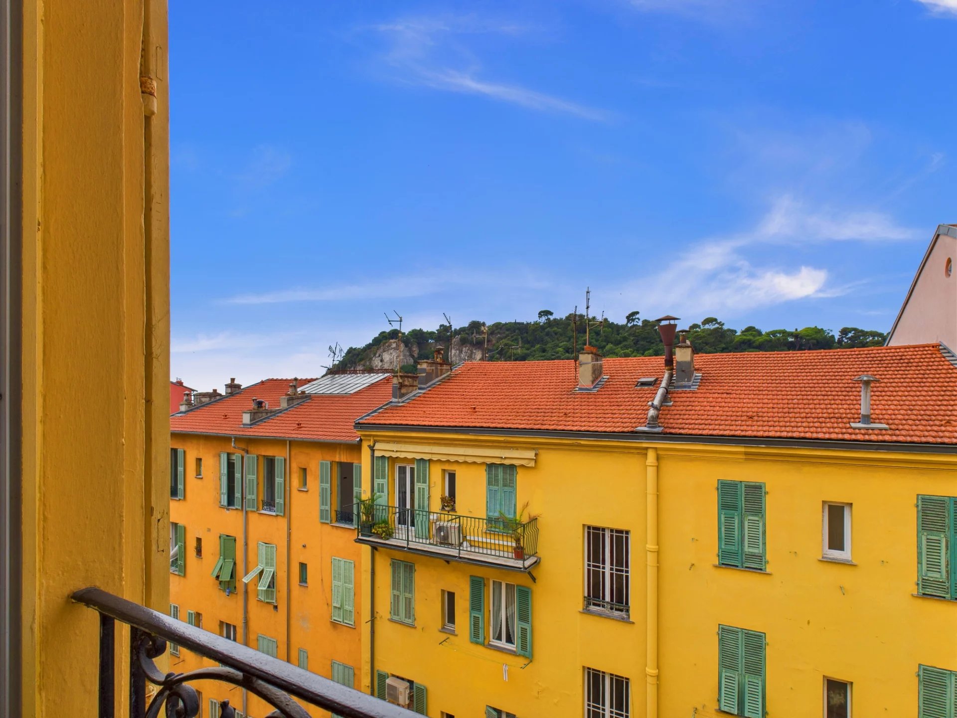 Appartement 3 pièces dernier étage – Bd Stalingrad NICE Le Port