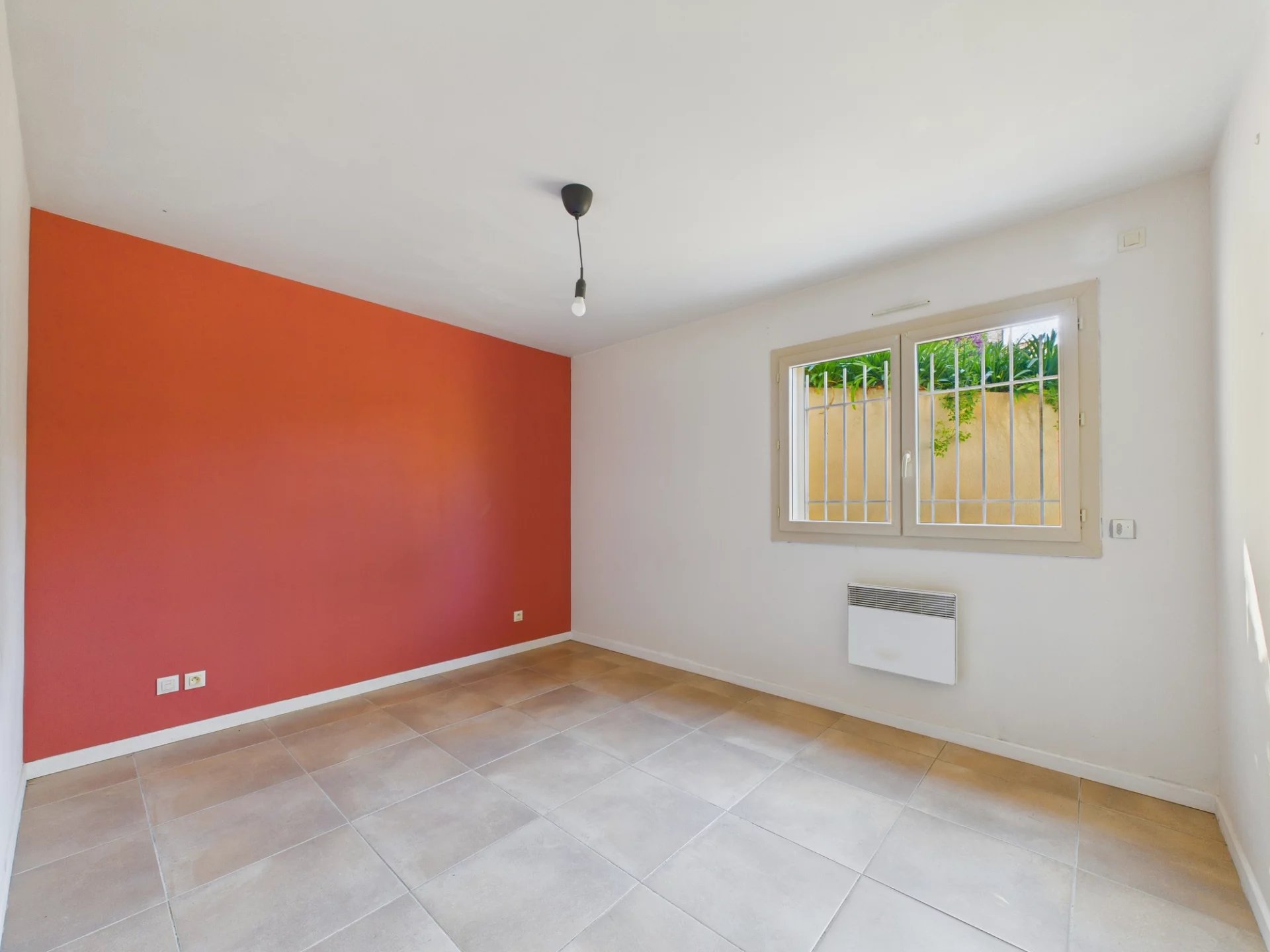 Appartement 3 pièces 71m² + Terrasse + 2 Parkings – Av des Plantiers ST LAURENT DU VAR