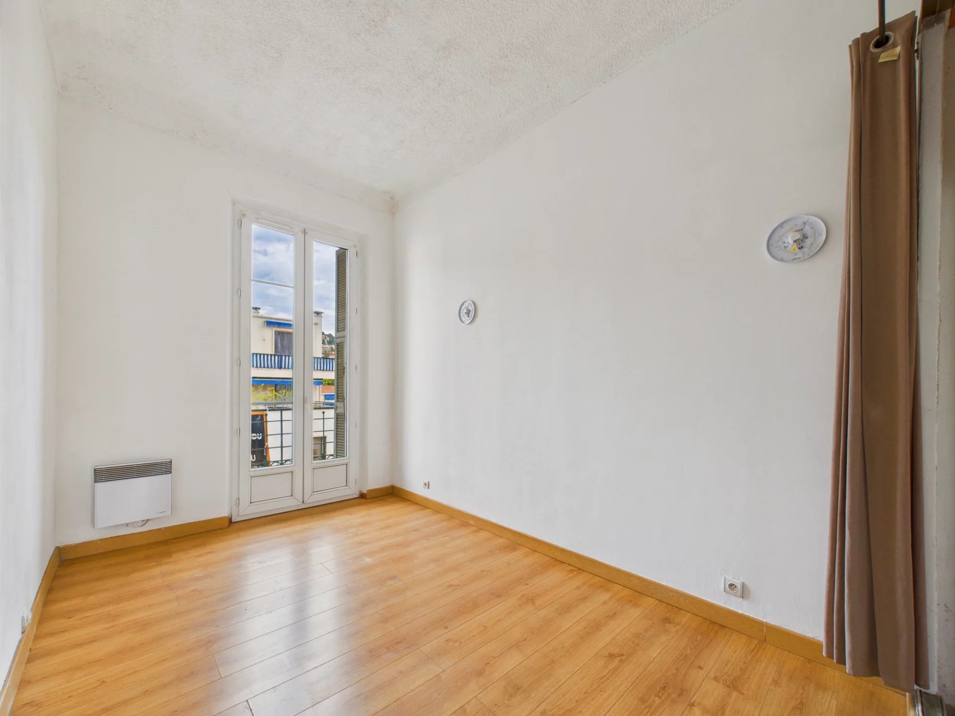 Appartement 3 pièces dernier étage – Bd Stalingrad NICE Le Port