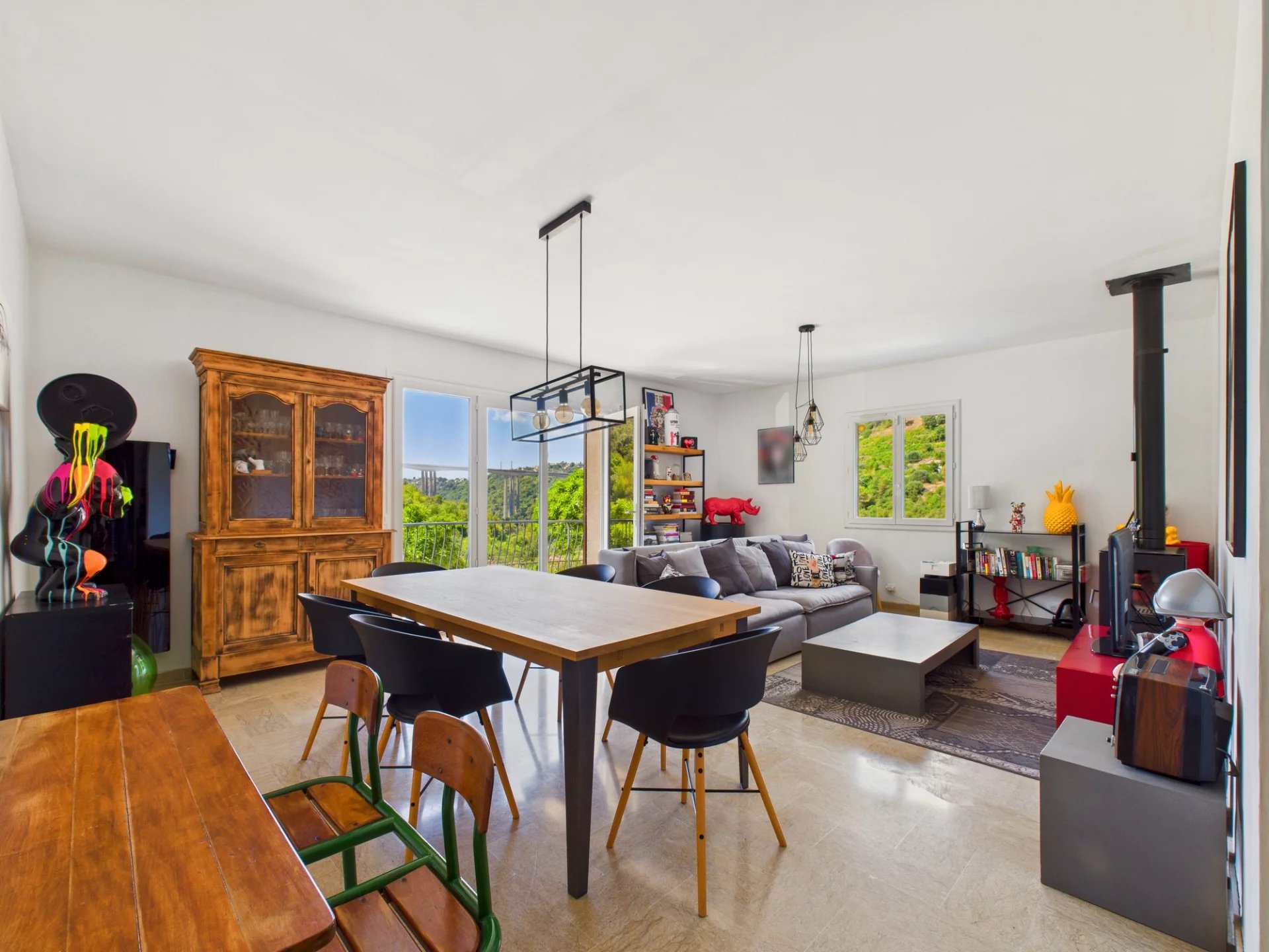 Bas de VILLA 4 pièces 114m² Jardin / Terrasse + Grand garage – Av de Féric NICE