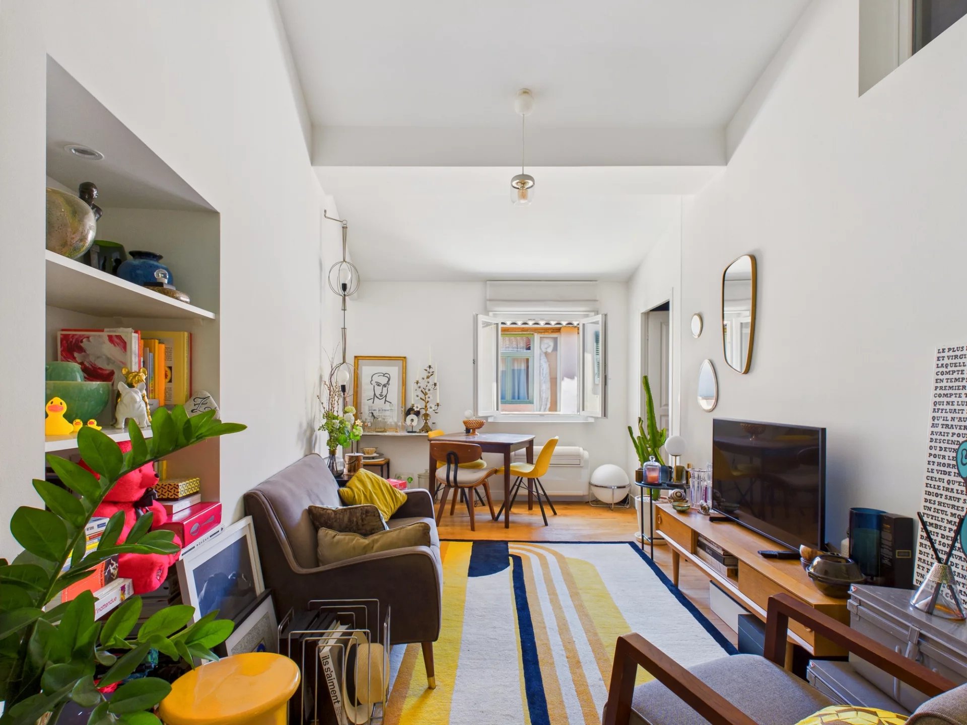 Appartement 2 pièces 51m² – rue du Marché – VIEUX NICE
