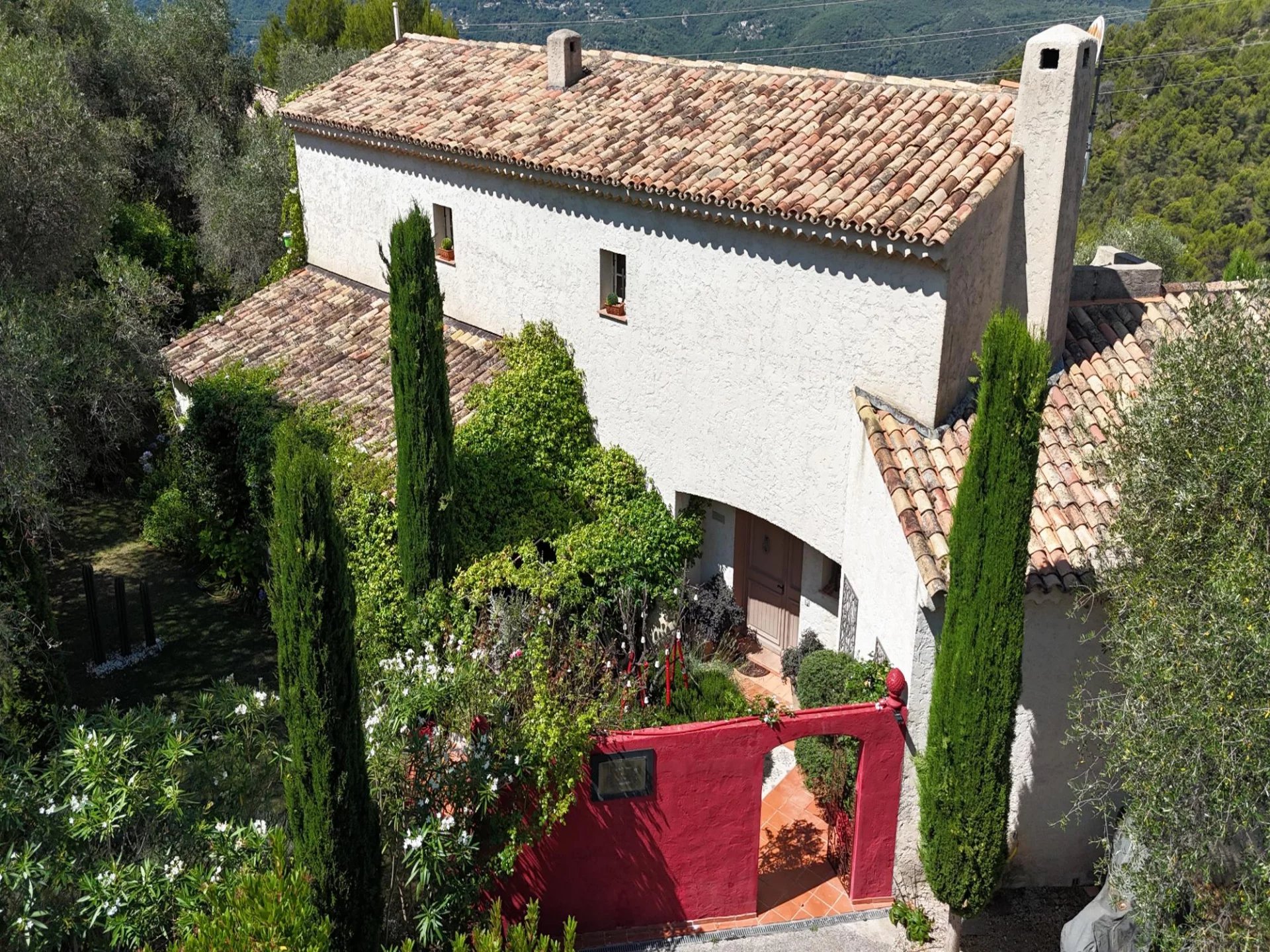 Mas Chambres d’Hôtes – Route de Levens – LA ROQUETTE SUR VAR