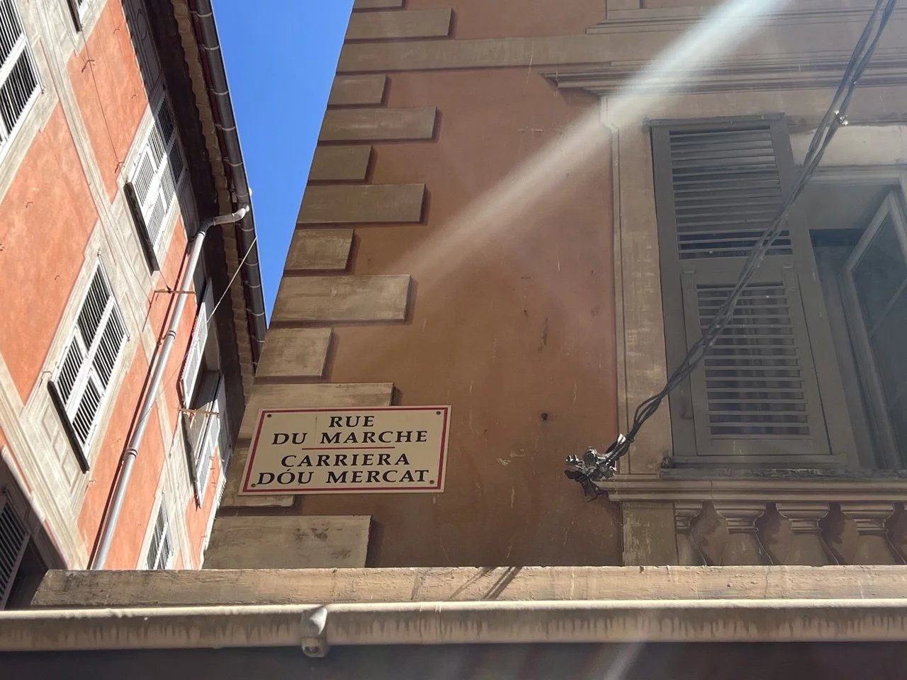 Appartement 2 pièces 51m² – rue du Marché – VIEUX NICE