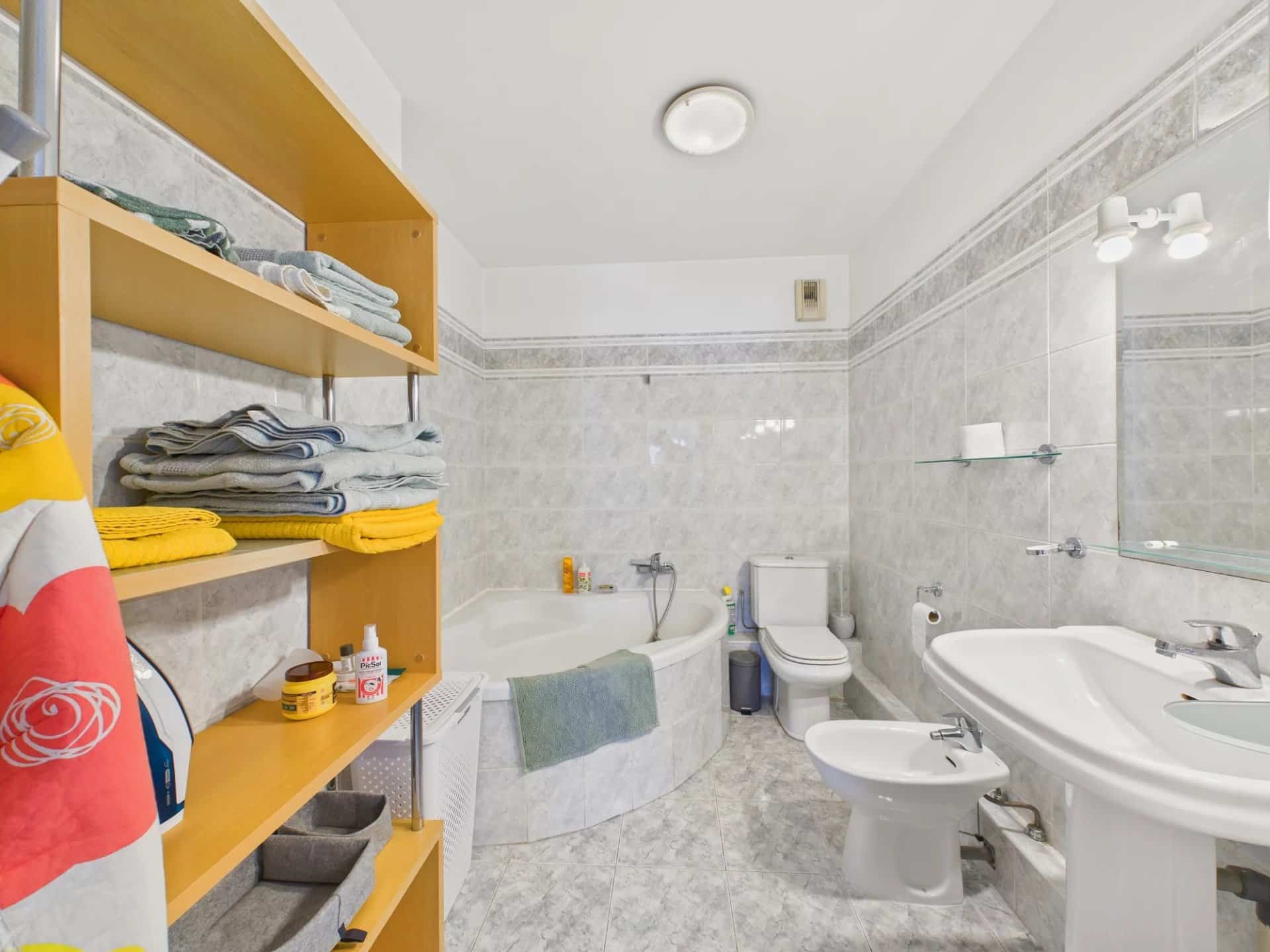 LOCATION ETUDIANTE – 2 PIECES AVEC TERRASSE – 17 IMPASSE JEANNE MARLIN – NICE PORT