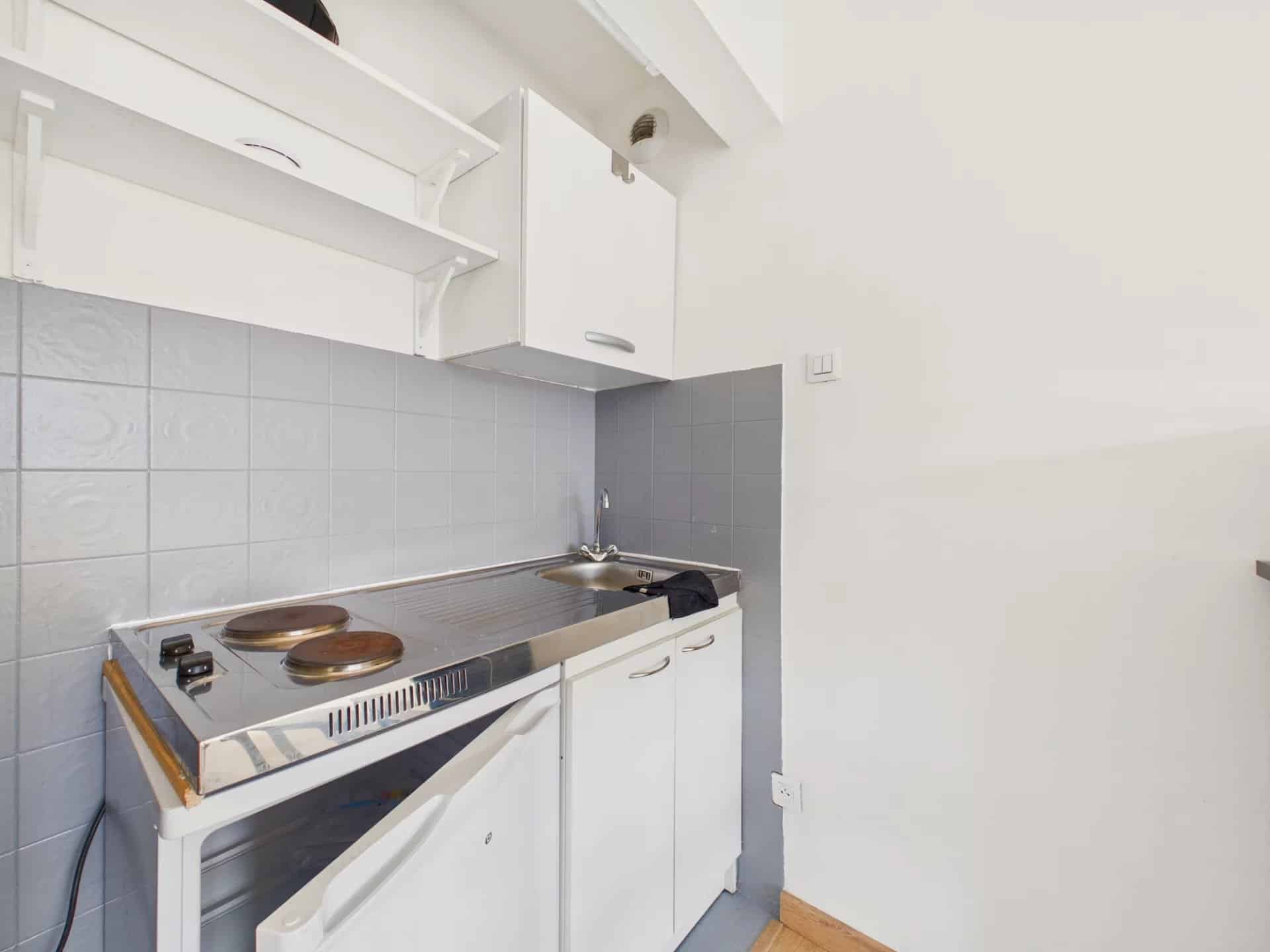 STUDIO MEUBLE – 1 RUE FULCONIS – NICE PASTEUR