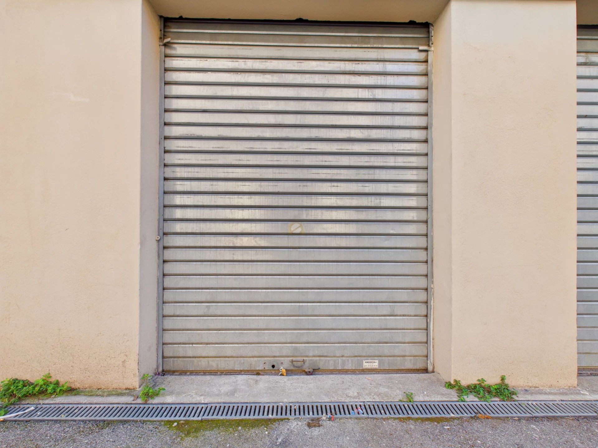GARAGE – 77 BIS BD GAMBETTA – NICE