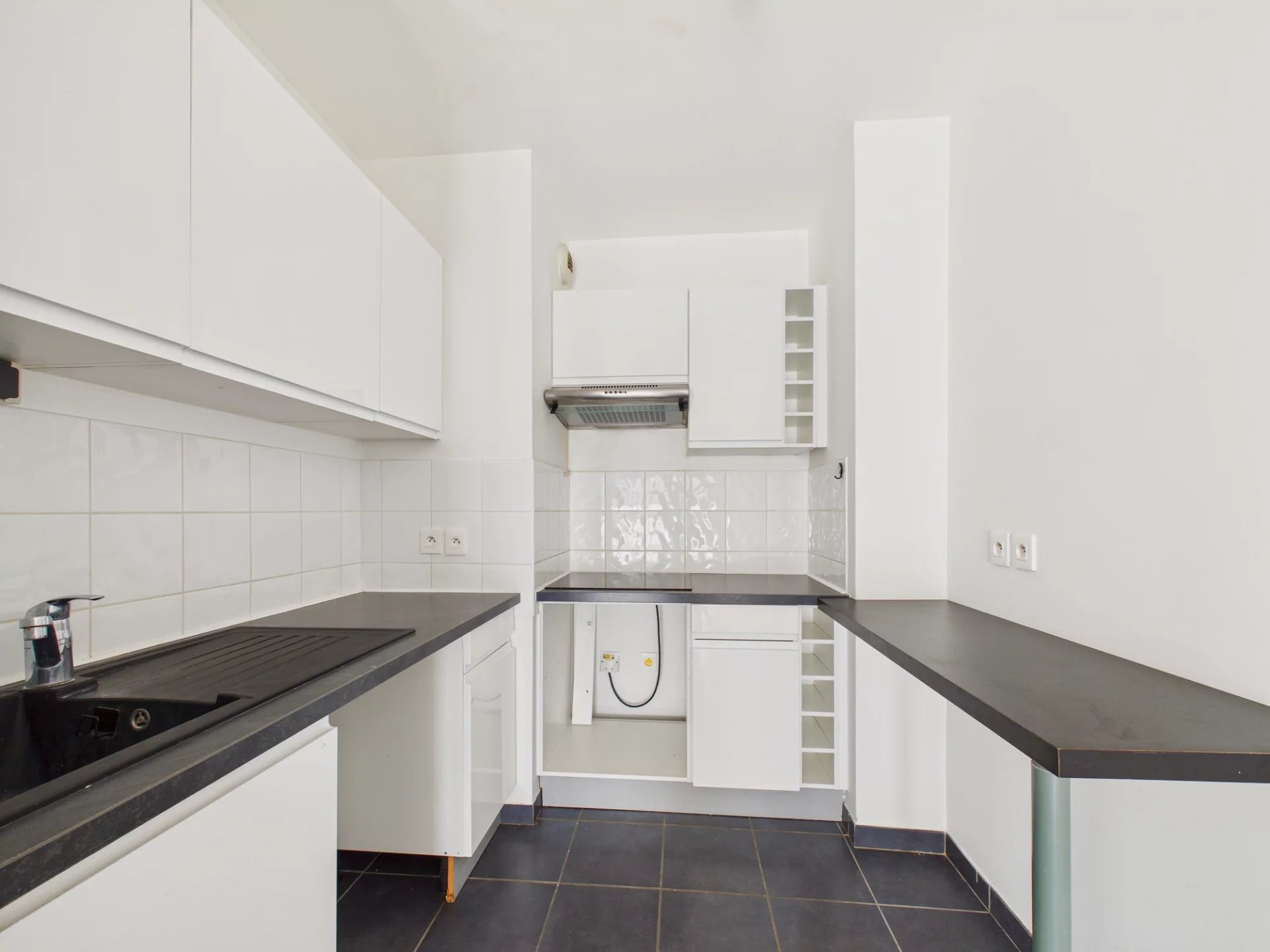 Appartement 2 Pièces Terrasse – Parking – Premiere Avenue – Antibes