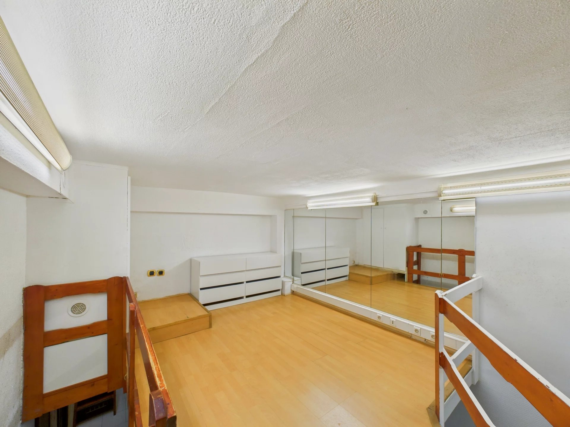 Appartement STUDIO – Rue de Russie – NICE Centre