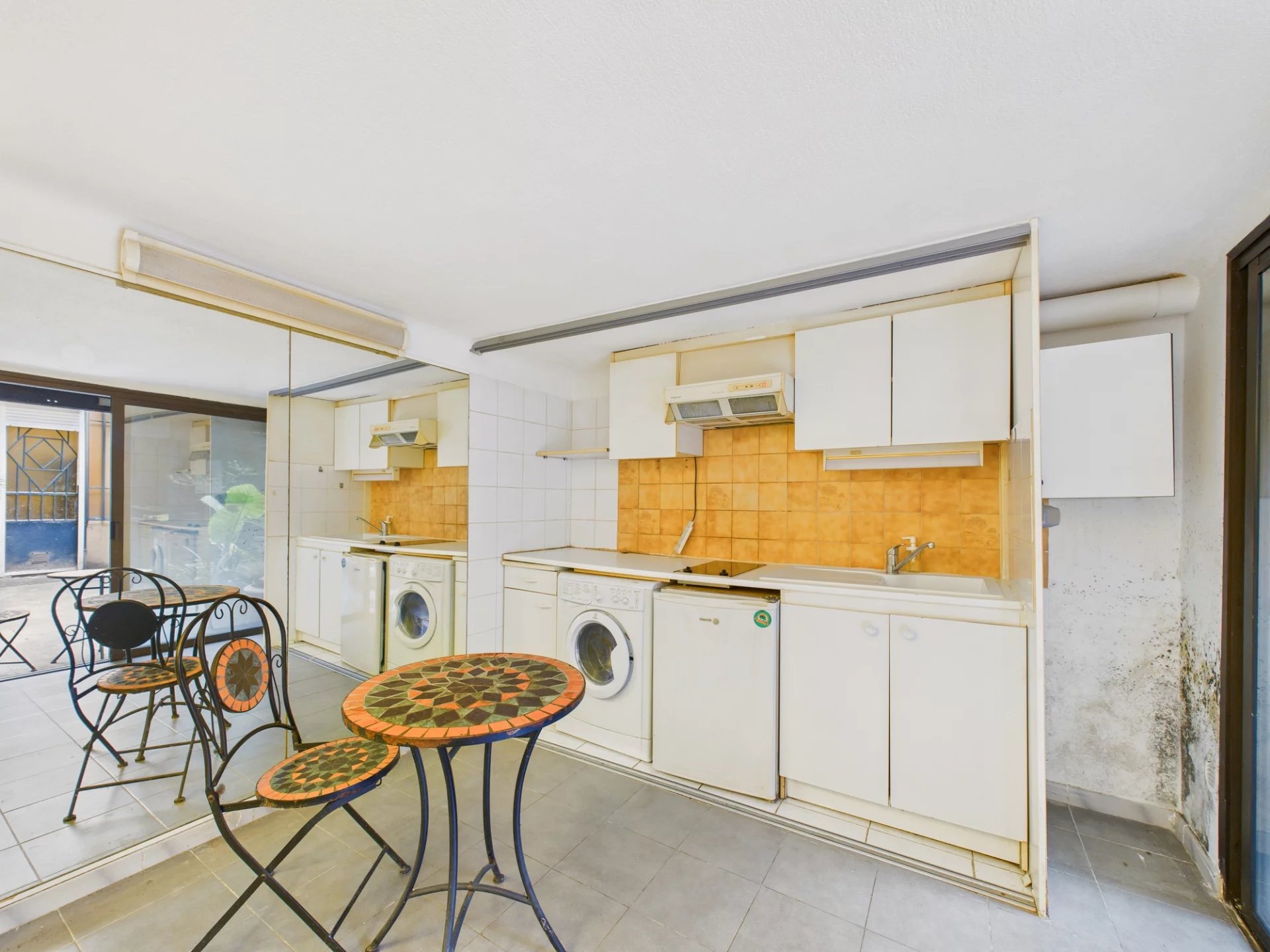 Appartement STUDIO – Rue de Russie – NICE Centre