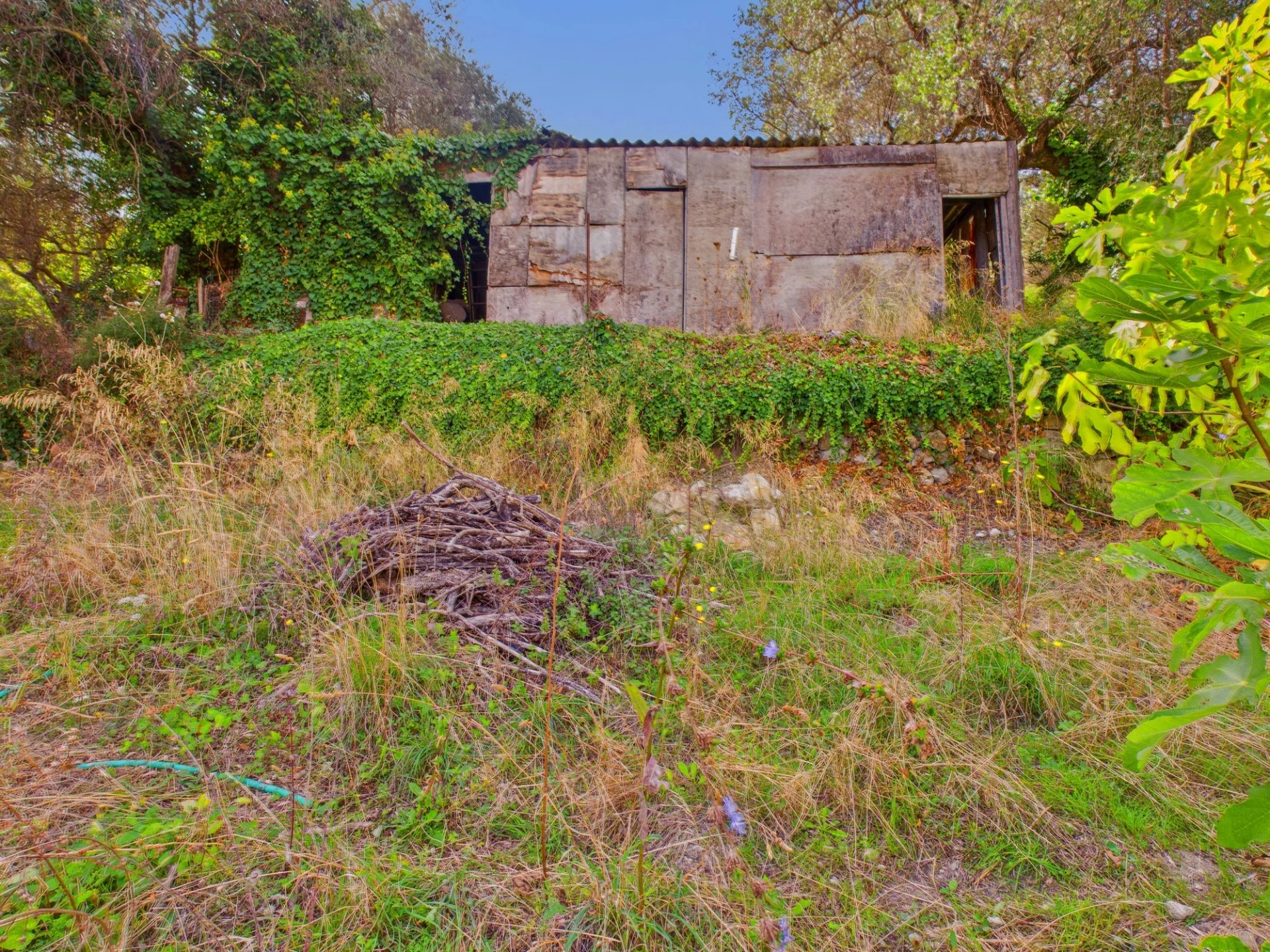 Terrain Constructible – 1.329m² – Chemin de Rimiez – ST ANDRE DE LA ROCHE