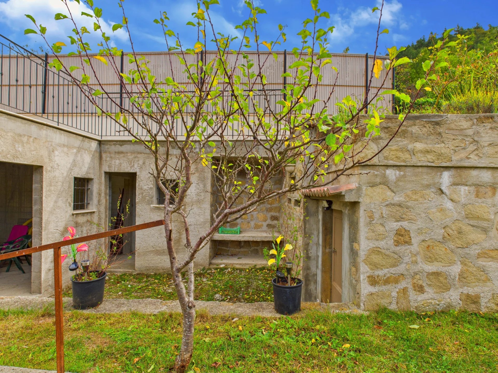 Maison de village à terminer – Terrains – Gorblaou-St-Colomban – Lantosque