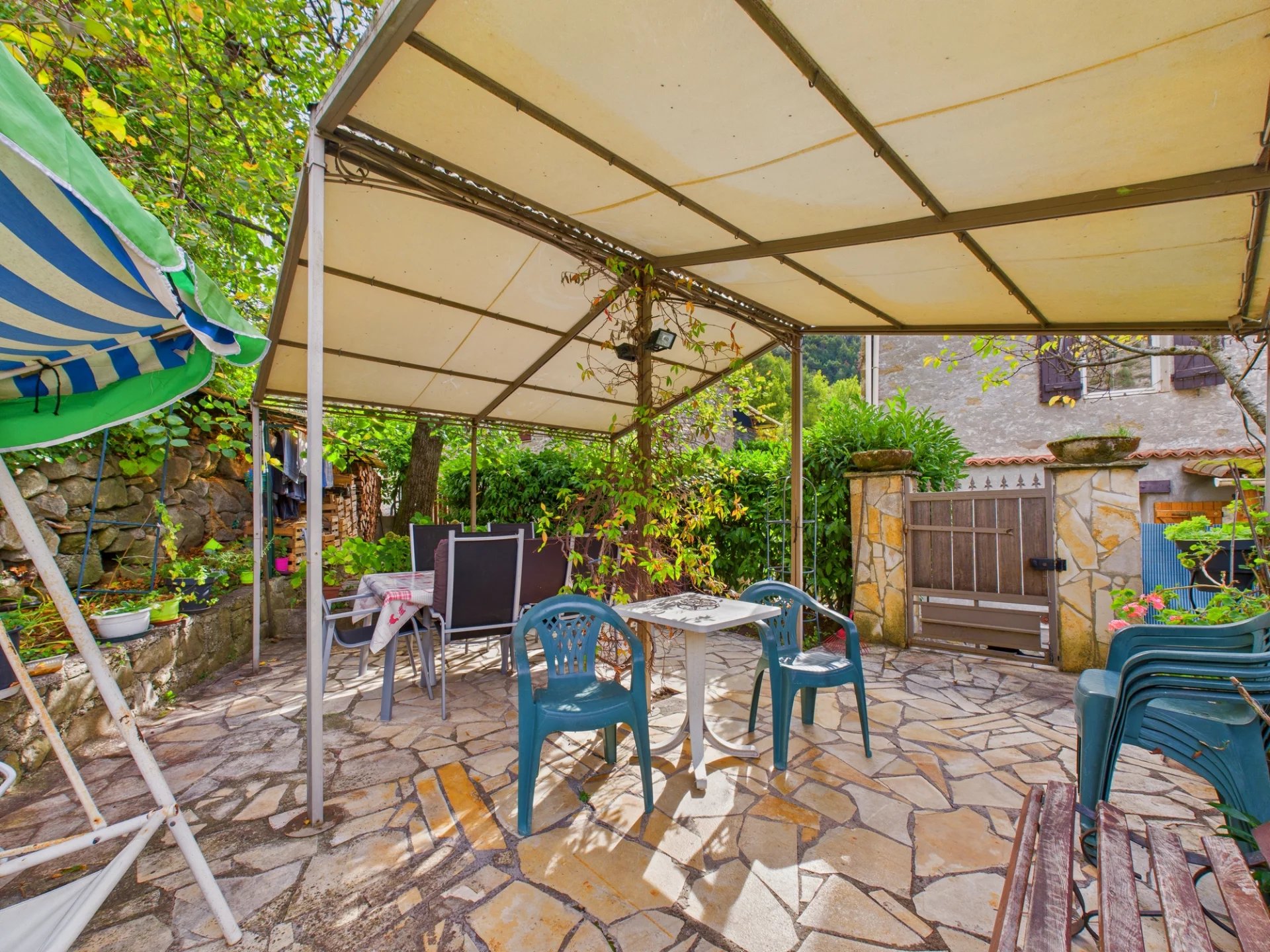 Appartement 2 pièces Terrasse 80m² – Gorblaou – St Colomban –  – LANTOSQUE