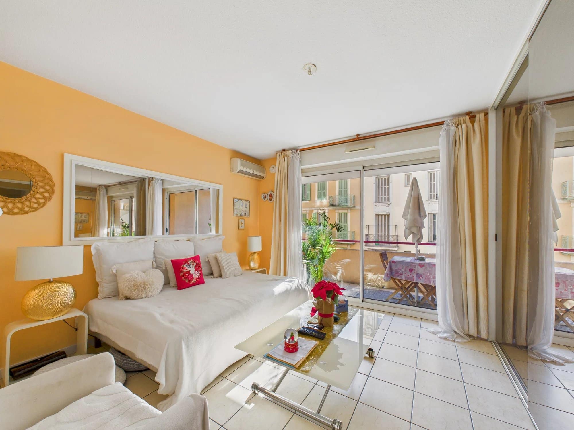 Appartement studio + terrasse – Rue Richelmi – NICE Riquier