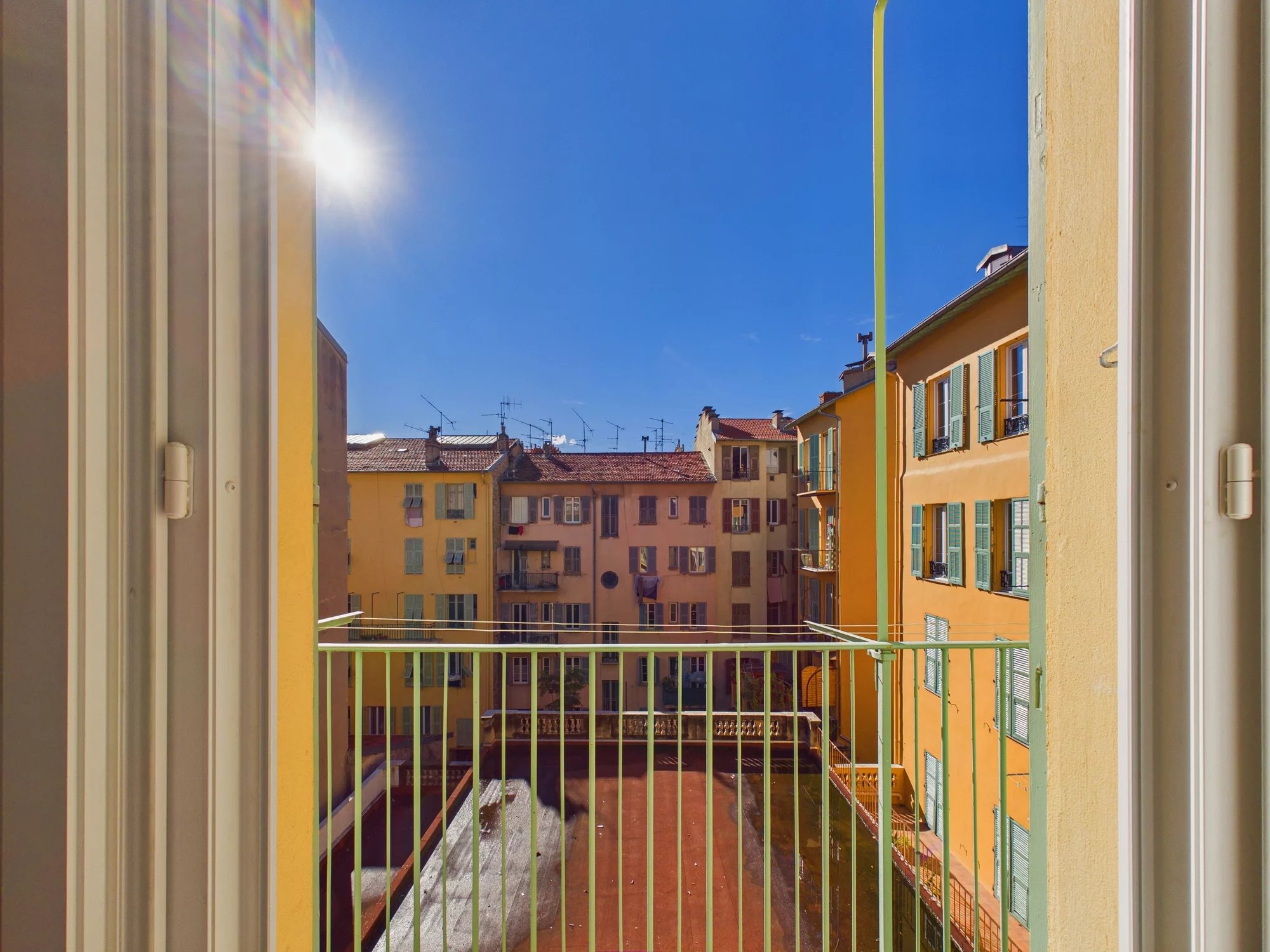 Appartement 2 pièces – Rue Léotardi NICE Riquier