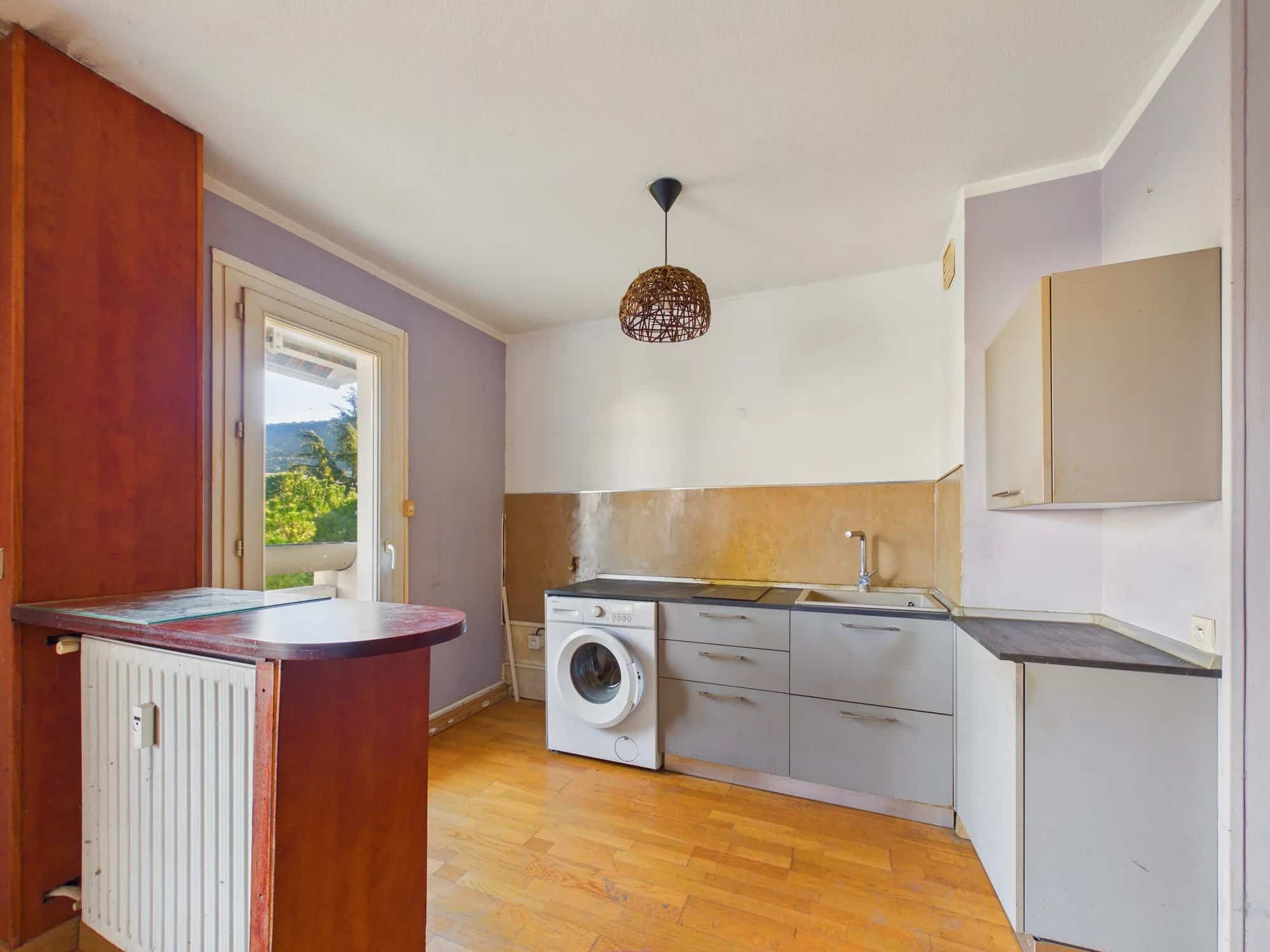 Appartement 2 pièces + cave – Rue Justin Montolivo – NICE Acropolis