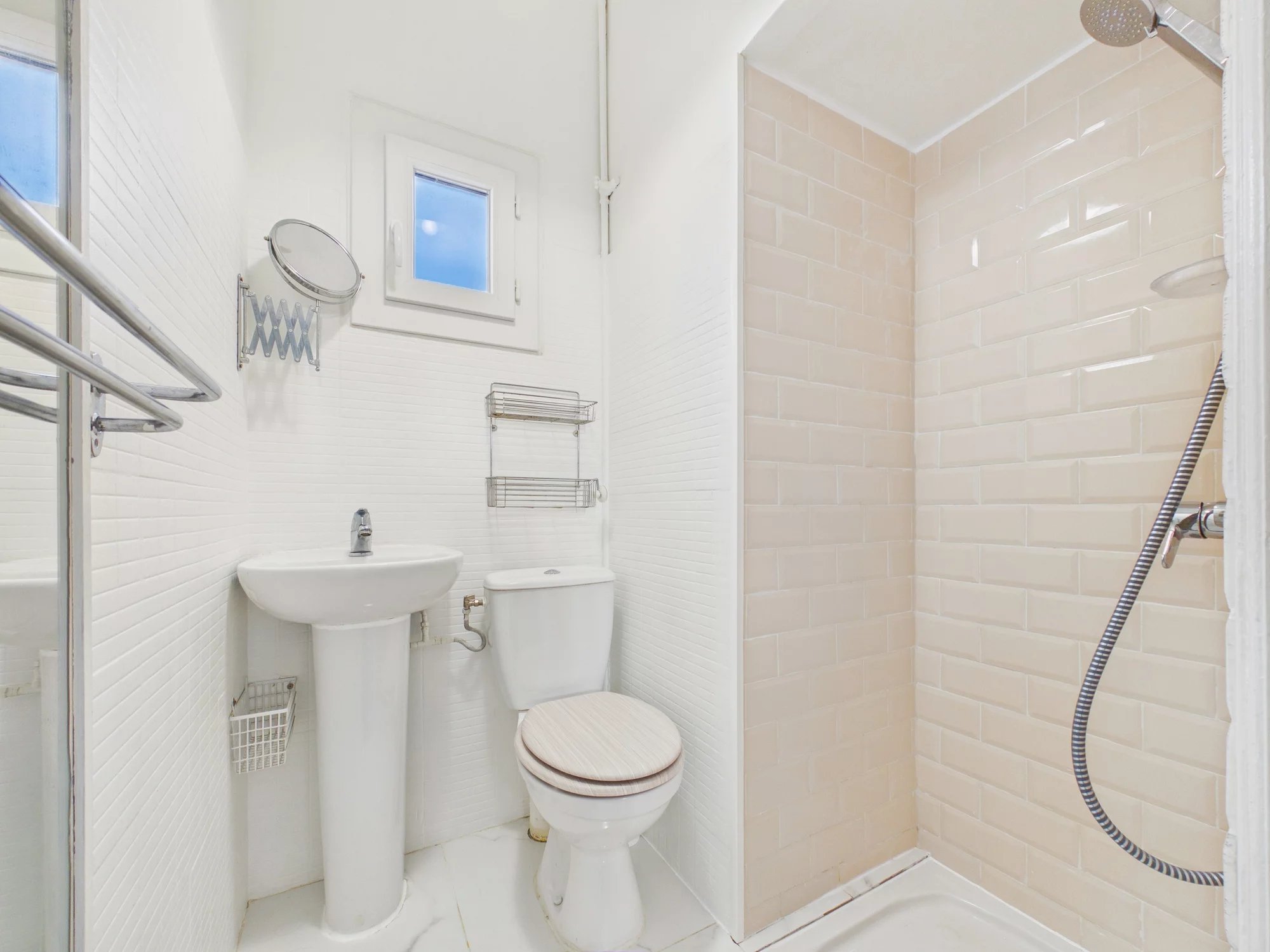 Appartement 2 pièces – Rue Léotardi NICE Riquier