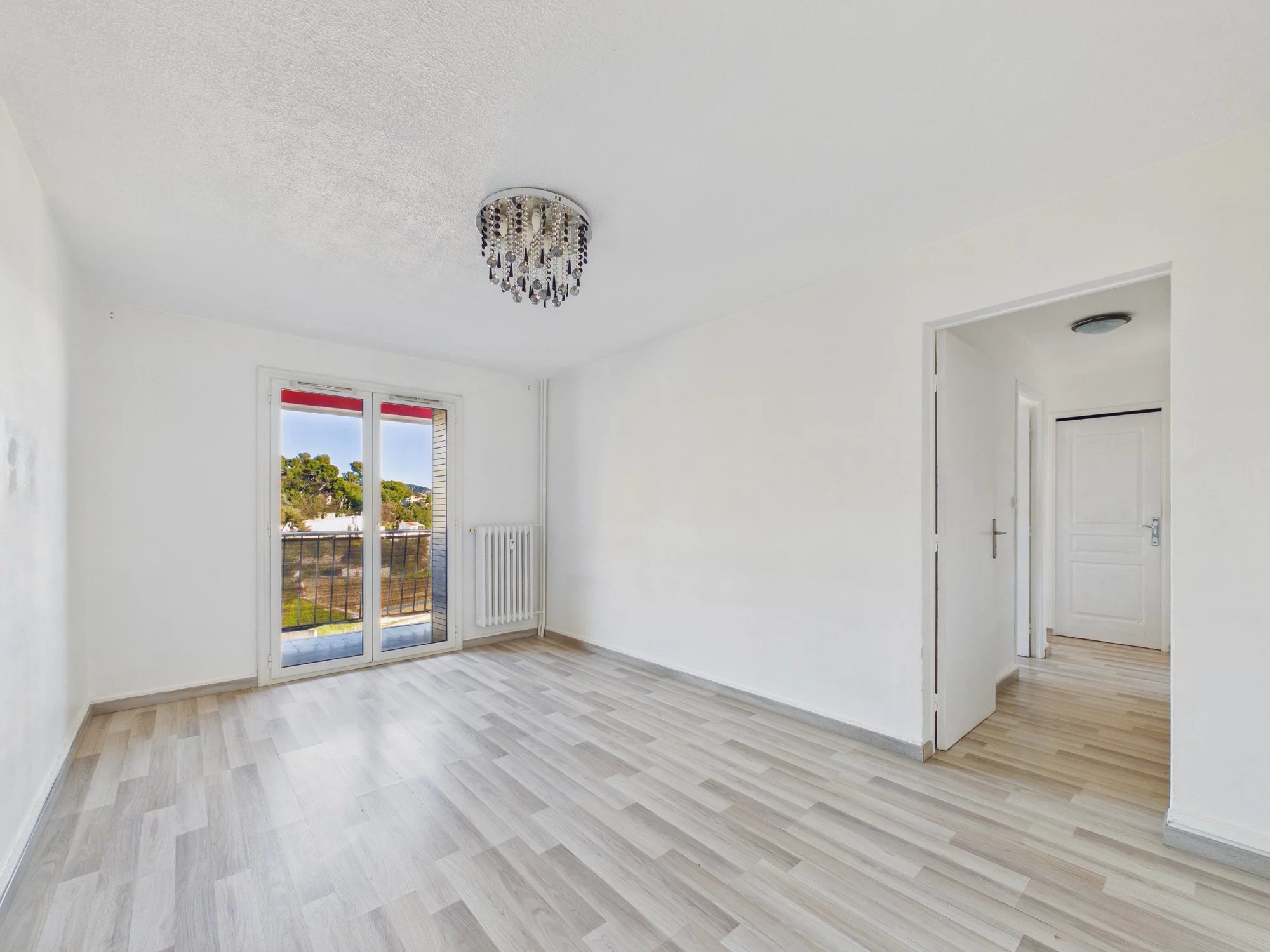 Appartement 4 pièces + cave – Bd Henri Sappia – NICE