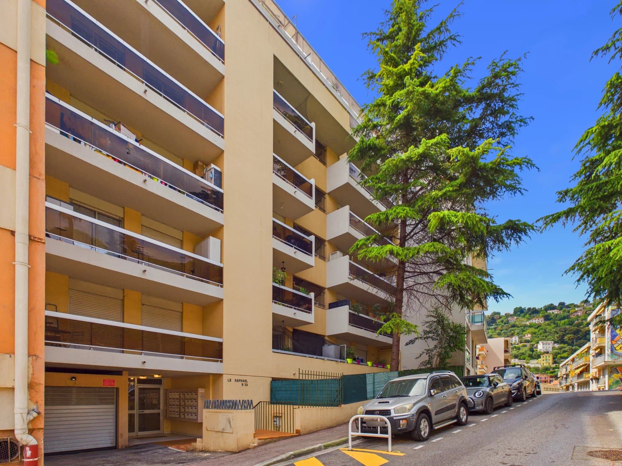 Appartement 2 pièces + Terrasse – Av Valentiny – NICE