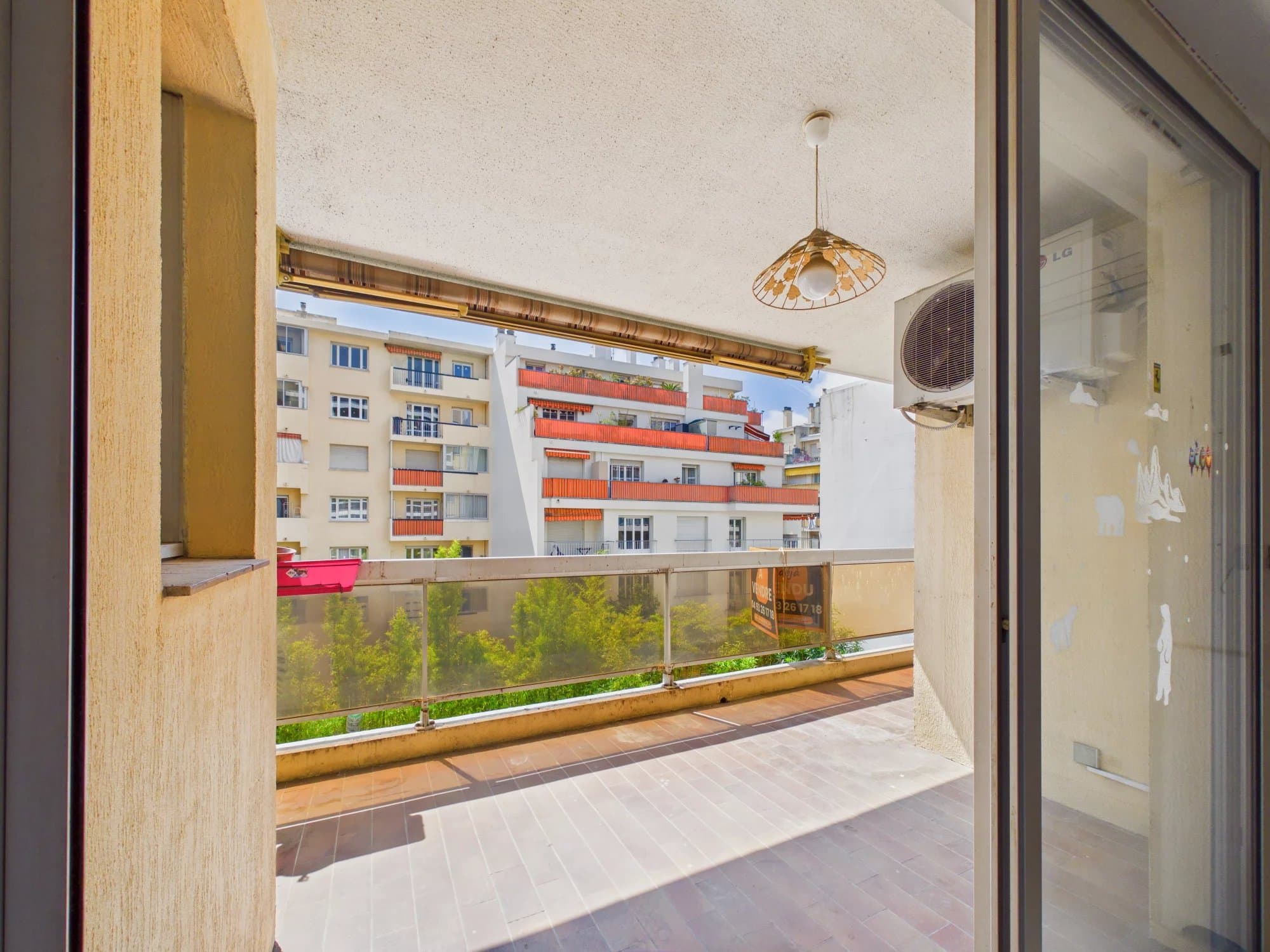 Appartement 2 pièces + Terrasse – Av Valentiny – NICE
