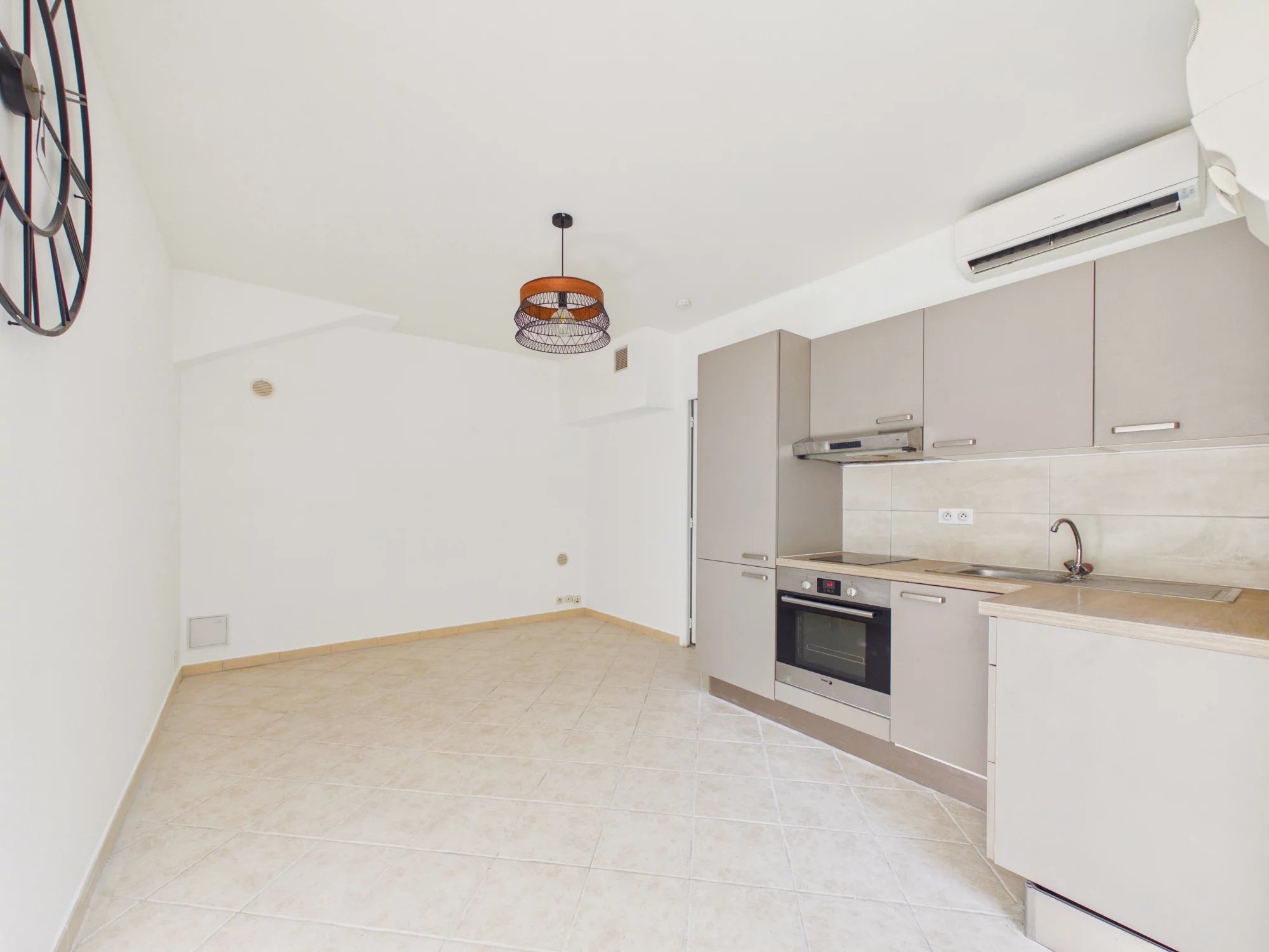 Appartement 2 pièces – Bd Mantéga Righi – Nice