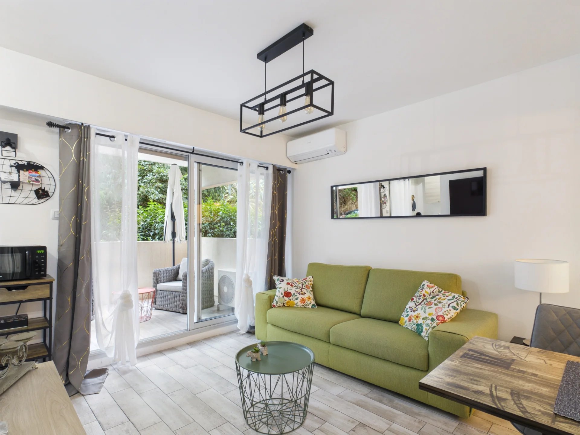 NICE STE MARGUERITE – STUDIO RDC – TERRASSE CAVE PARKING
