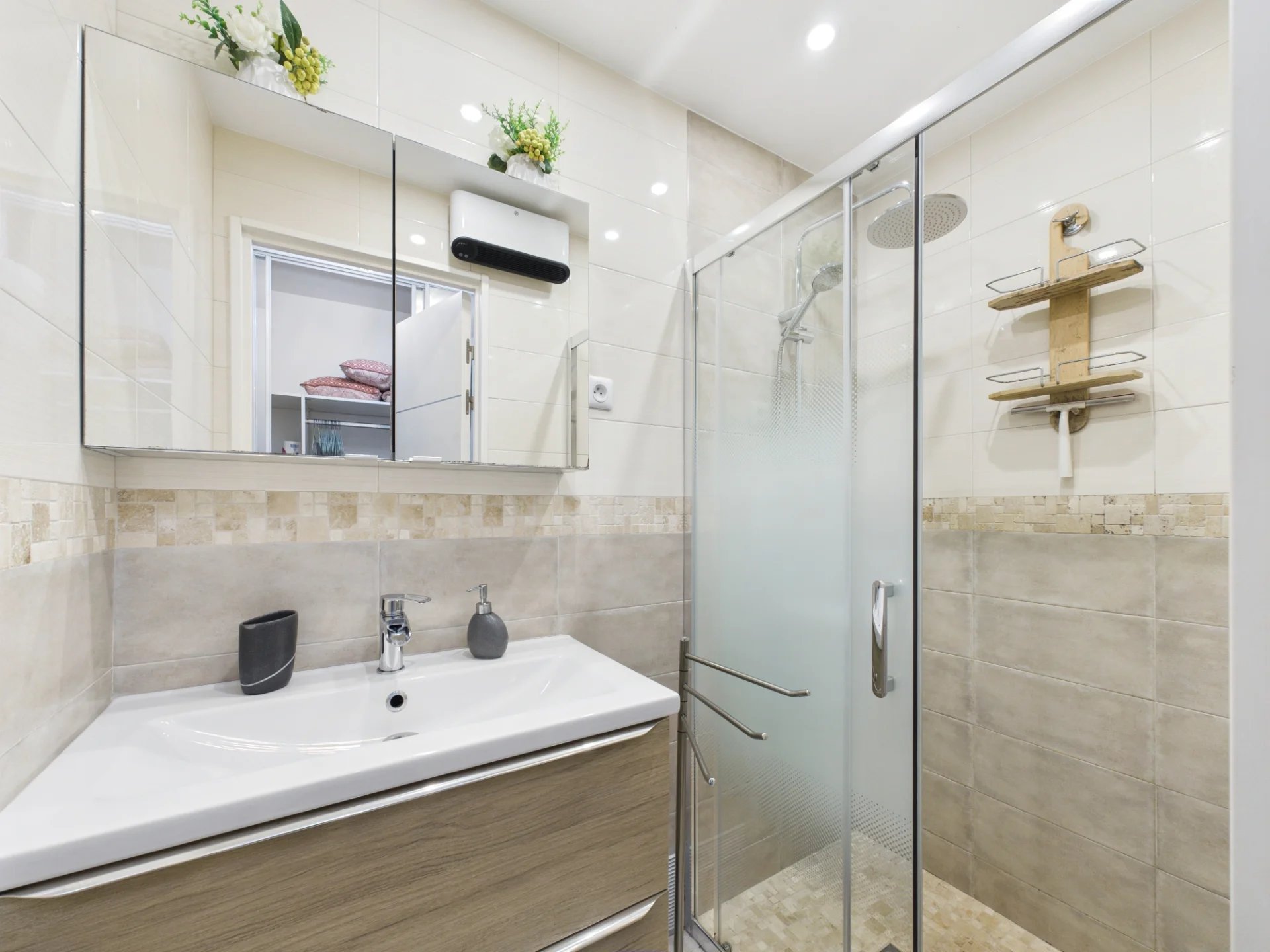 NICE STE MARGUERITE – STUDIO RDC – TERRASSE CAVE PARKING