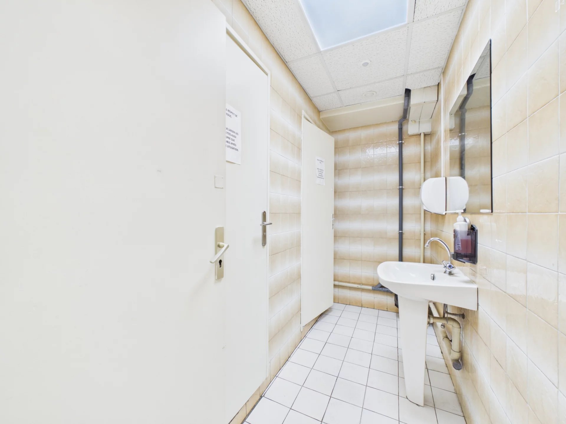 Bureau – Avenue du Docteur Lefebvre – VILLENEUVE LOUBET